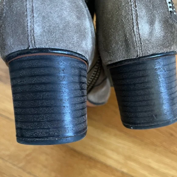 Chloe Lexie - Picture 6 of 7